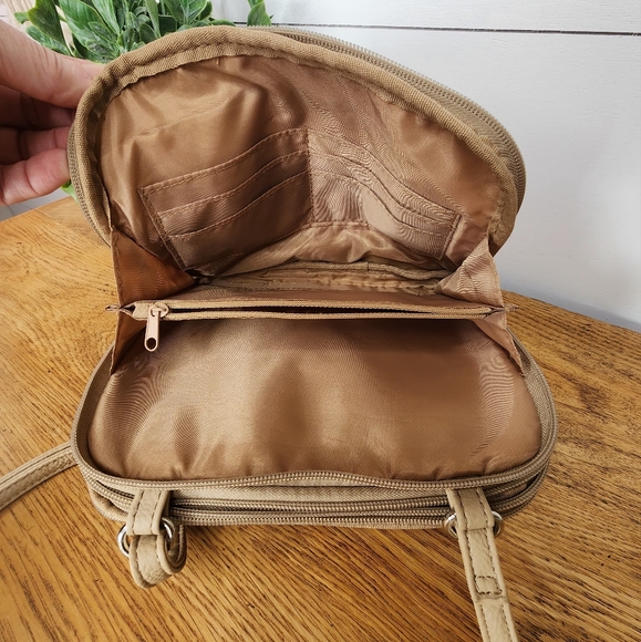 Multisac Zippy Triple Compartment Crossbody Bag - Picture 7 of 9